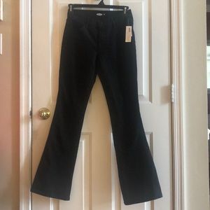 NWT! Old Navy Black flare jeans size 6